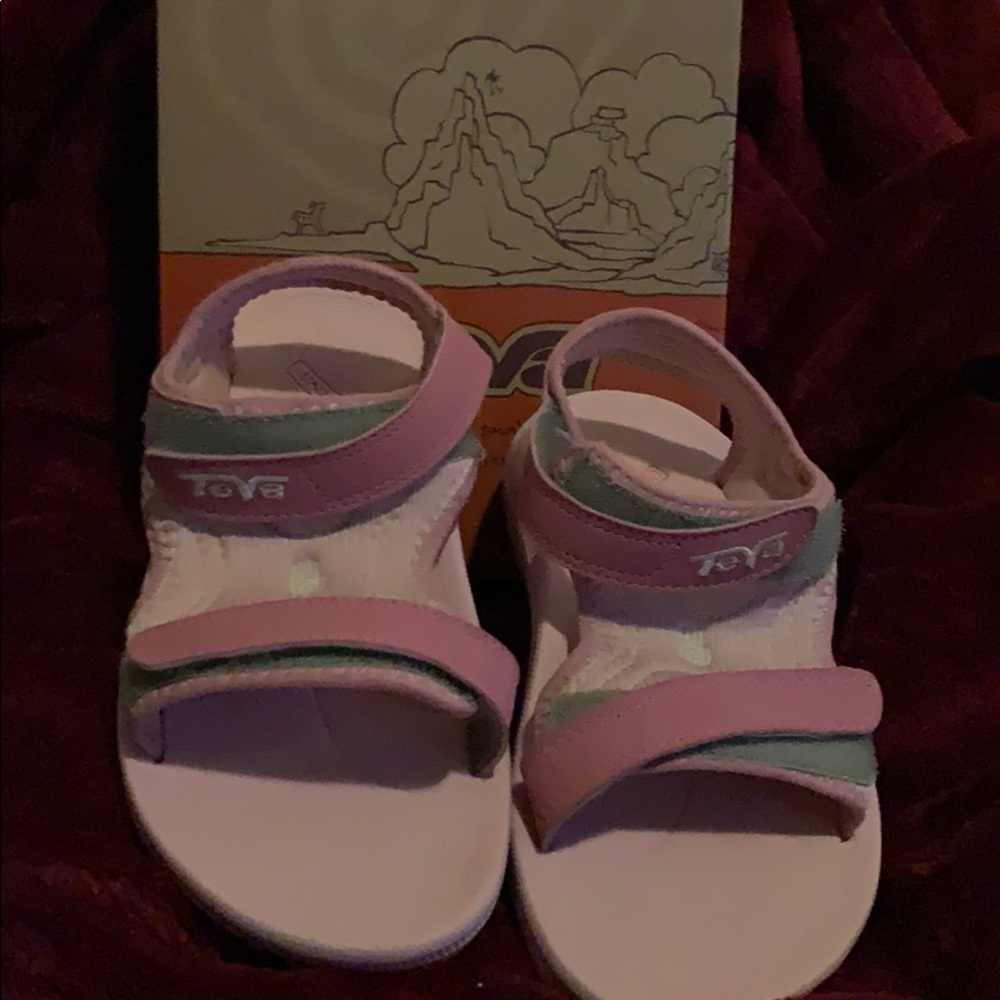 Teva kids sandals size 13